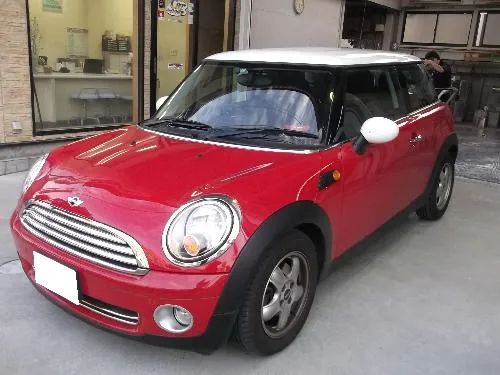 MINI ミニクーパー　ドアミラー　キズ　塗装修理