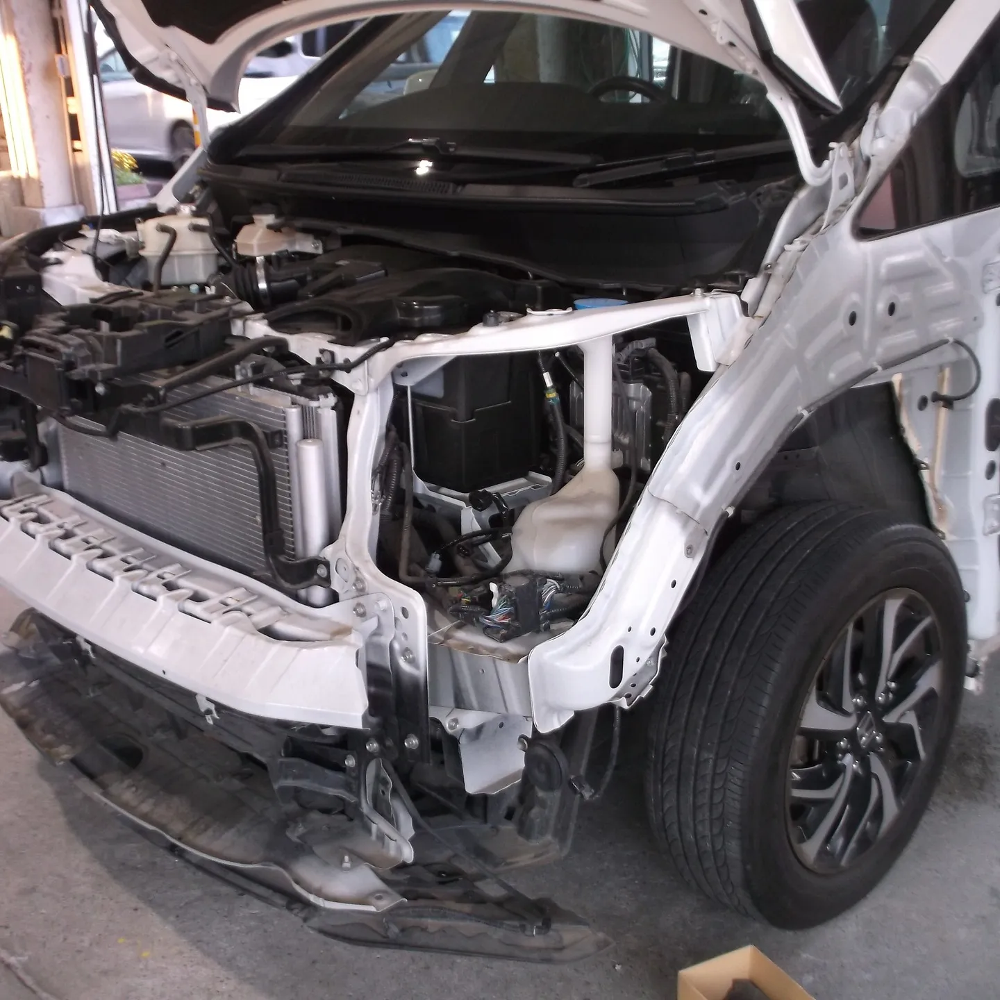 ホンダRPステップワゴン後期事故修理