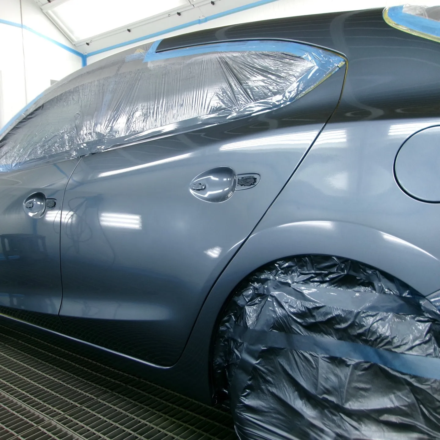 愛車の傷や凹みでお悩みの皆さまへ!✨当店では、あなたの愛車を...