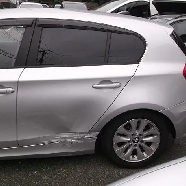 こんにちは、車好きの皆さん!あなたの愛車にキズや凹みができて...