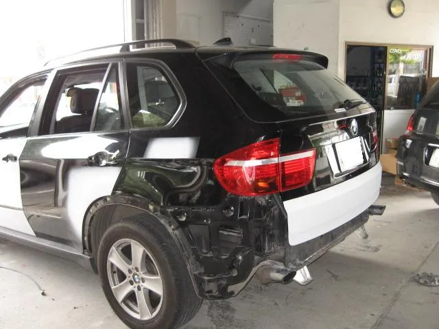 ＢＭＷＸ５Ｘ３Ｘ１３２０３２８５２０Ｍ３Ｍ５Ｍ６板金塗装修理